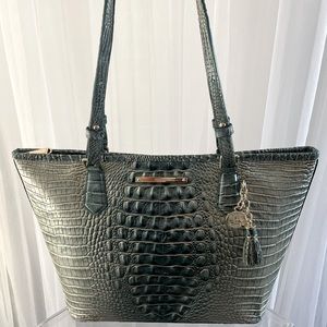 EUC BRAHMIN MEDIUM ASHER